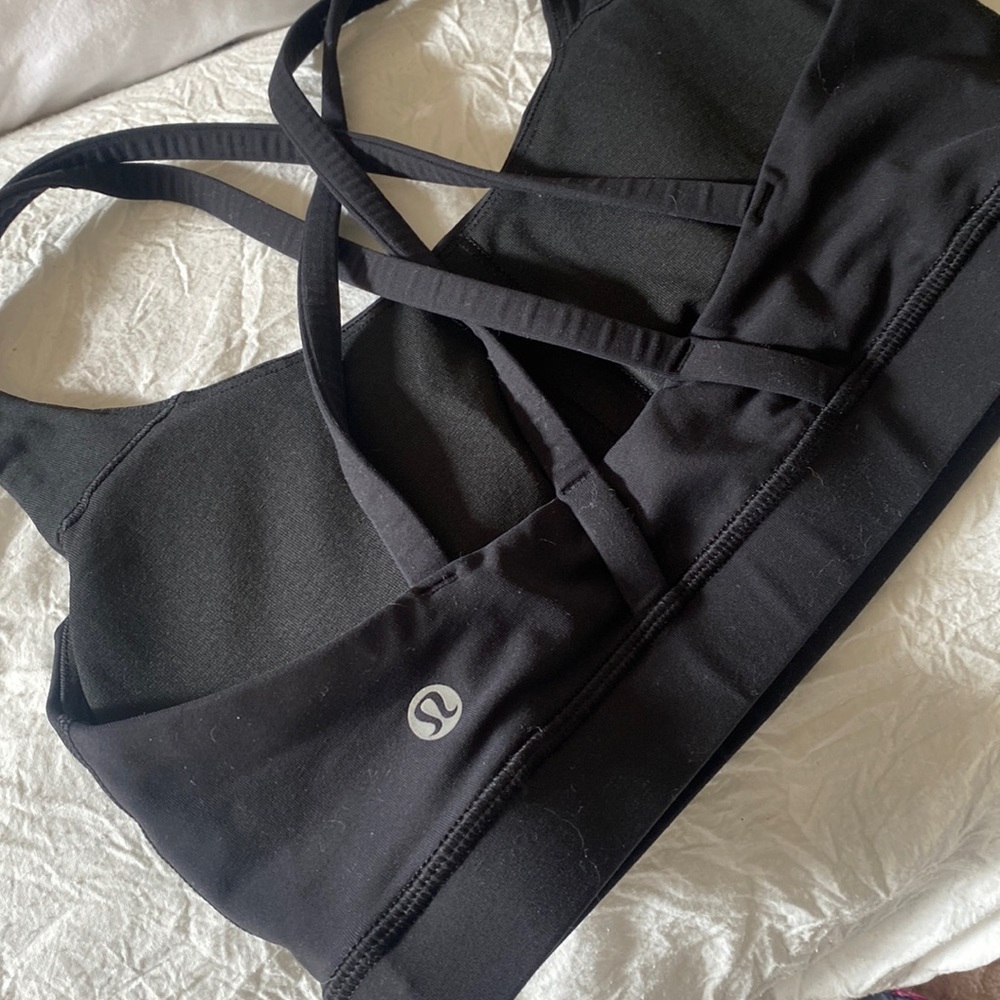 Lululemon energy sports bra